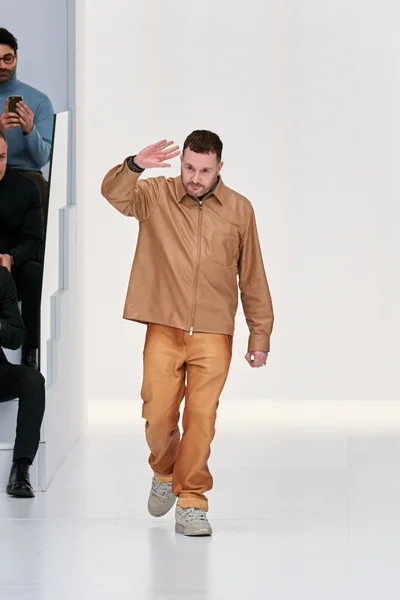 Look 40